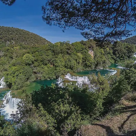 Gorgeous In Danilo With Wifi Feriehus *