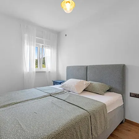 Gorgeous In Danilo With Wifi Protega