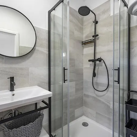 Gorgeous In Danilo With Wifi * Protega