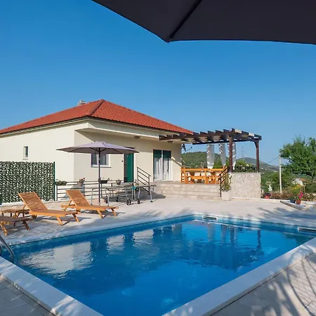 Gorgeous In Danilo With Wifi