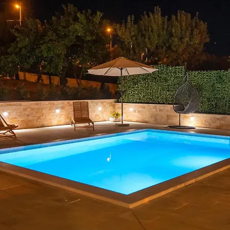 Gorgeous In Danilo With Wifi