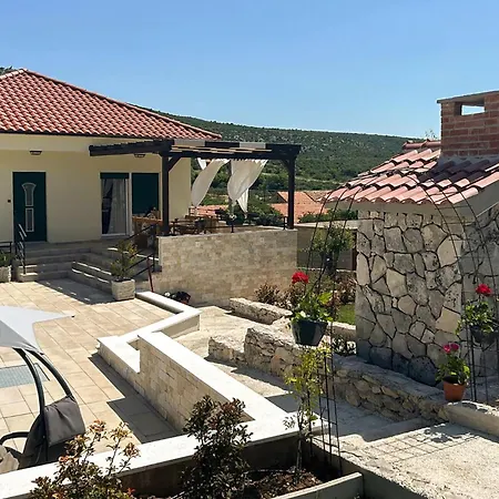 Gorgeous In Danilo With Wifi *