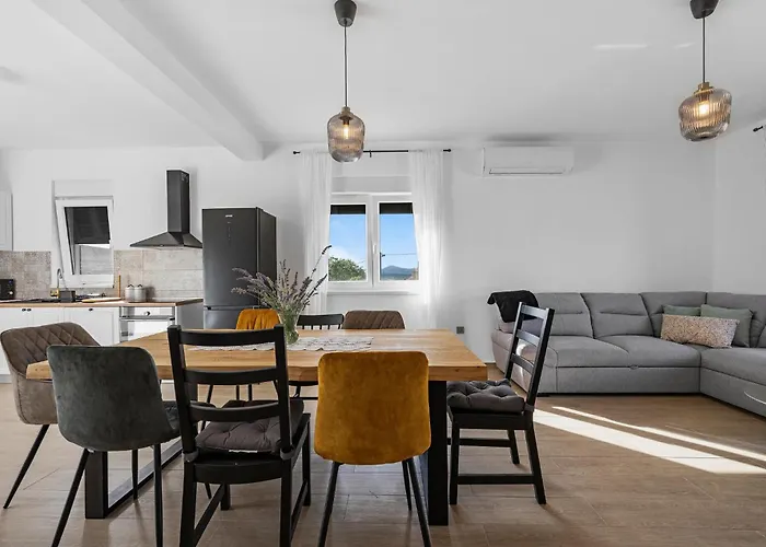 Tatil Evi Gorgeous In Danilo With Wifi *