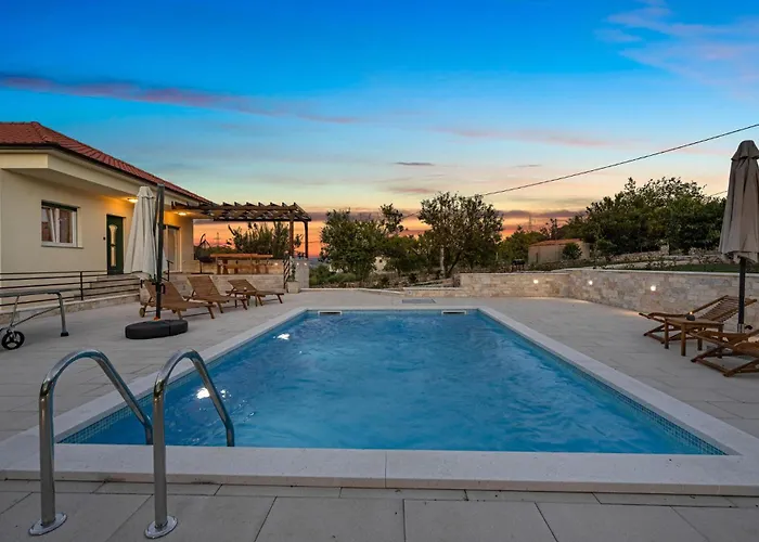 Gorgeous In Danilo With Wifi * Protega