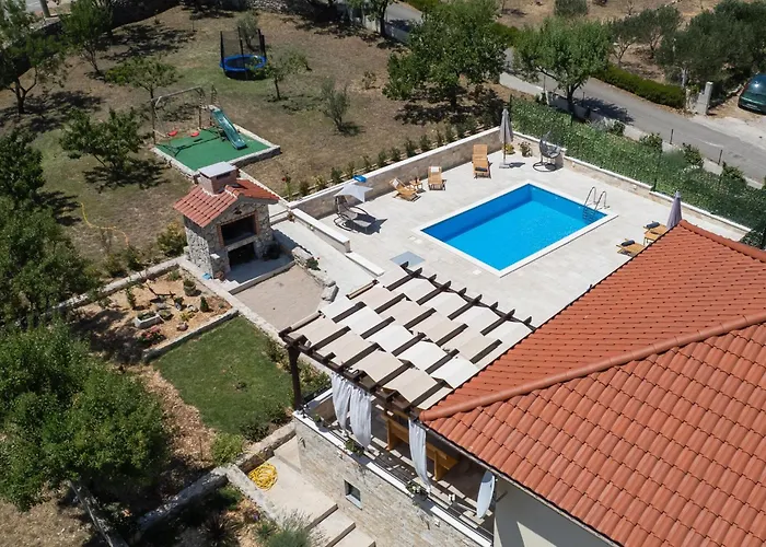 Gorgeous In Danilo With Wifi Casa de Férias *