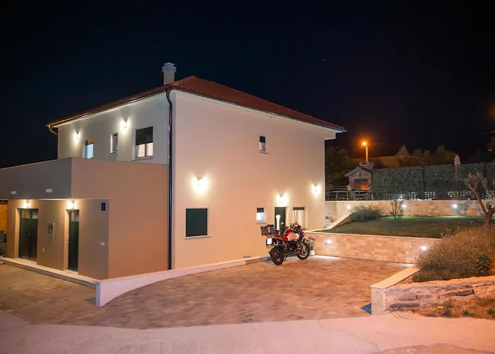 Gorgeous In Danilo With Wifi Casa de Férias *